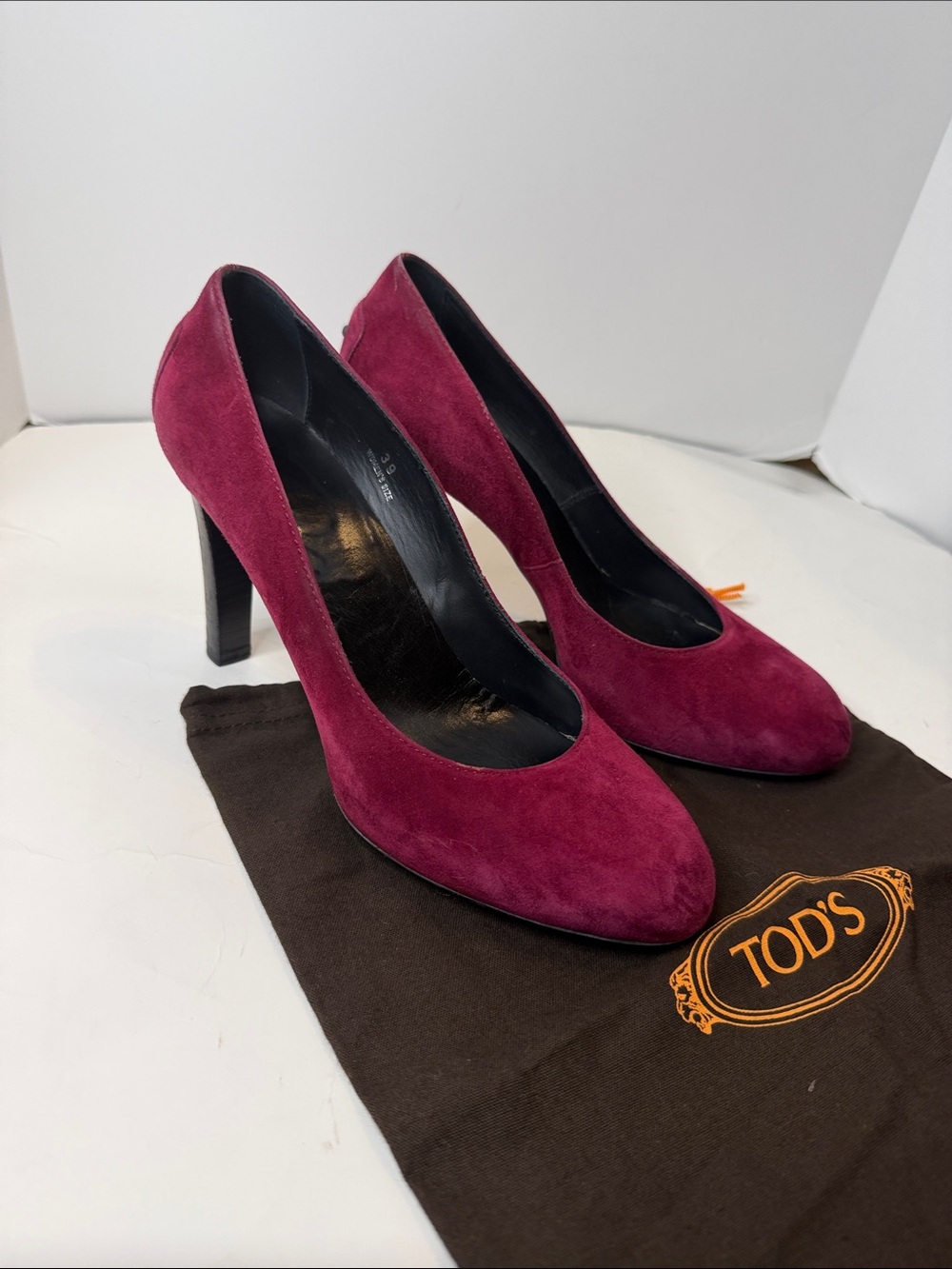 Tod's Fuchsia, Pink Suede Pointed-Toe High Heel Platform Pumps